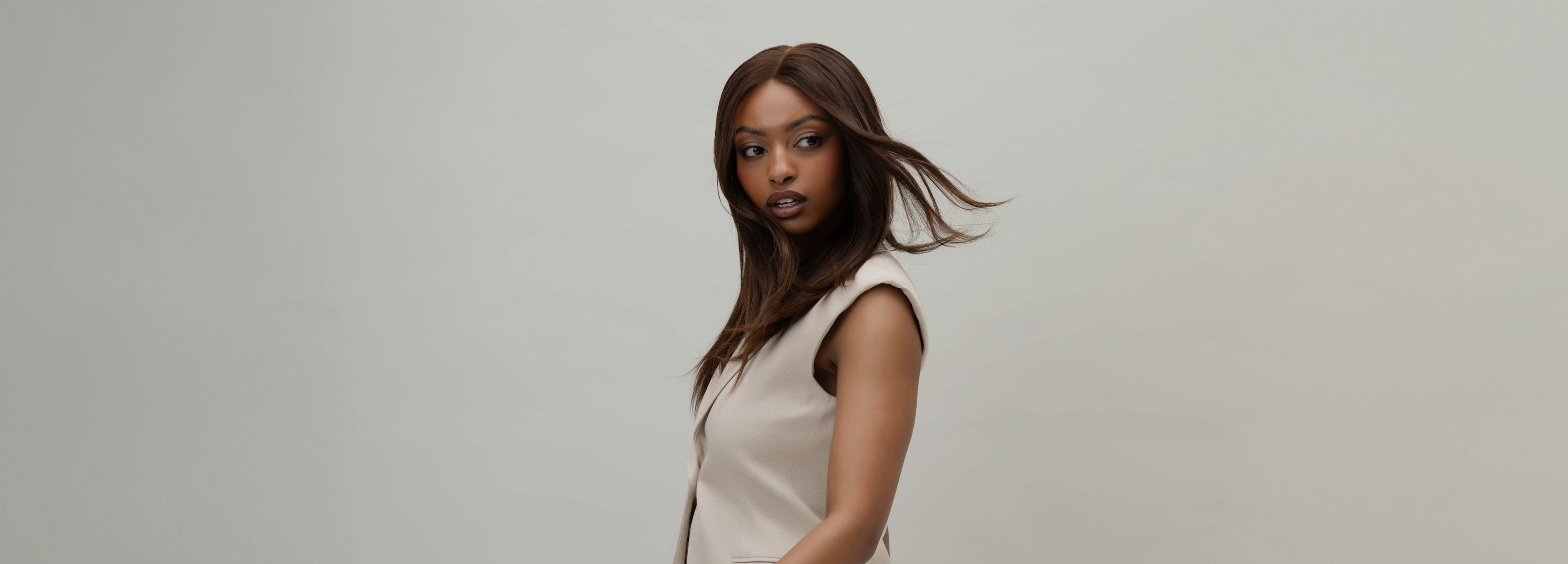 BHBD Half lace wigs with the benefits of a natural look, easy maintenance, and an affordable price with our half lace wigs.